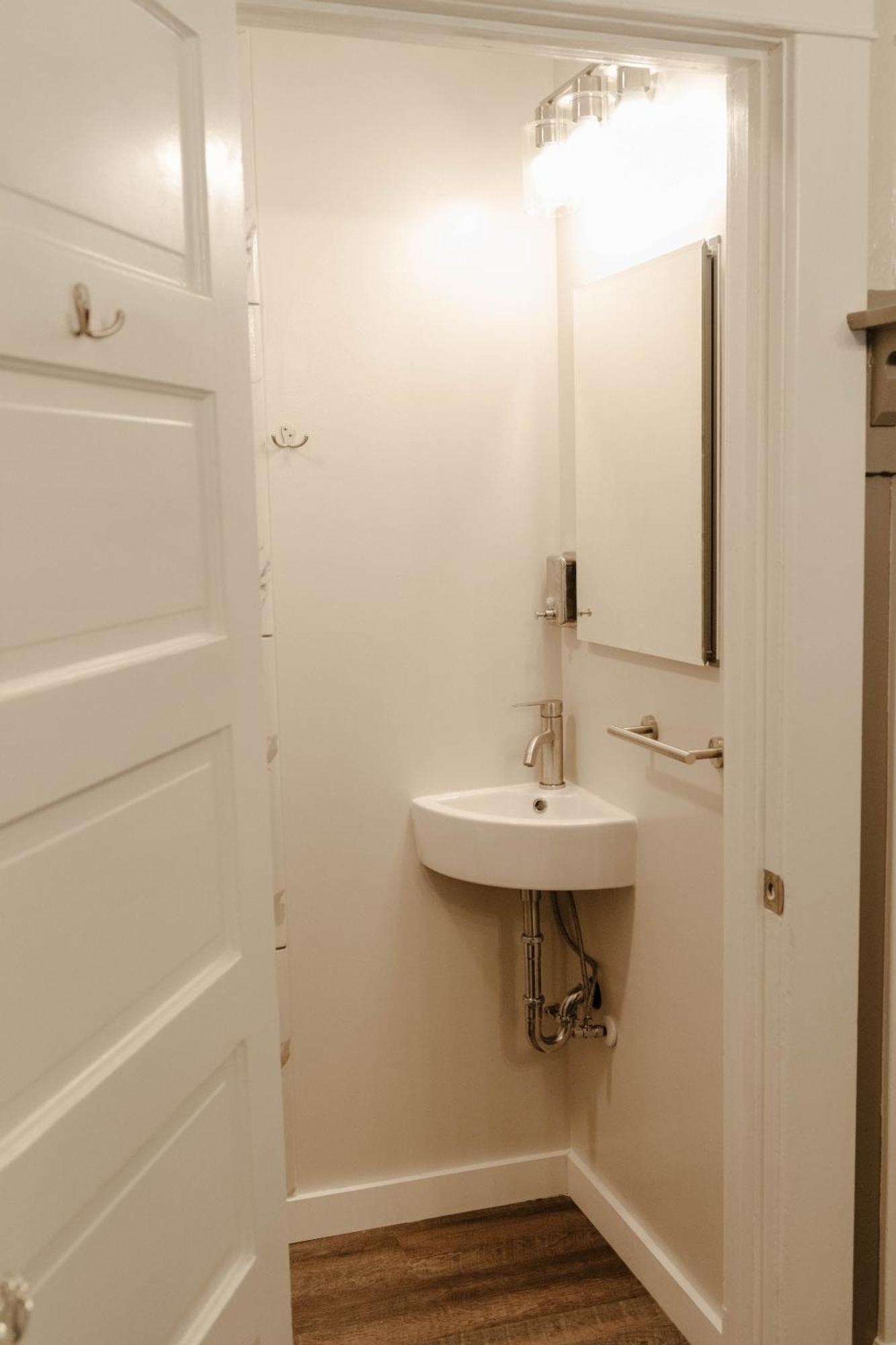 Central Tacoma Triplex Luaran gambar